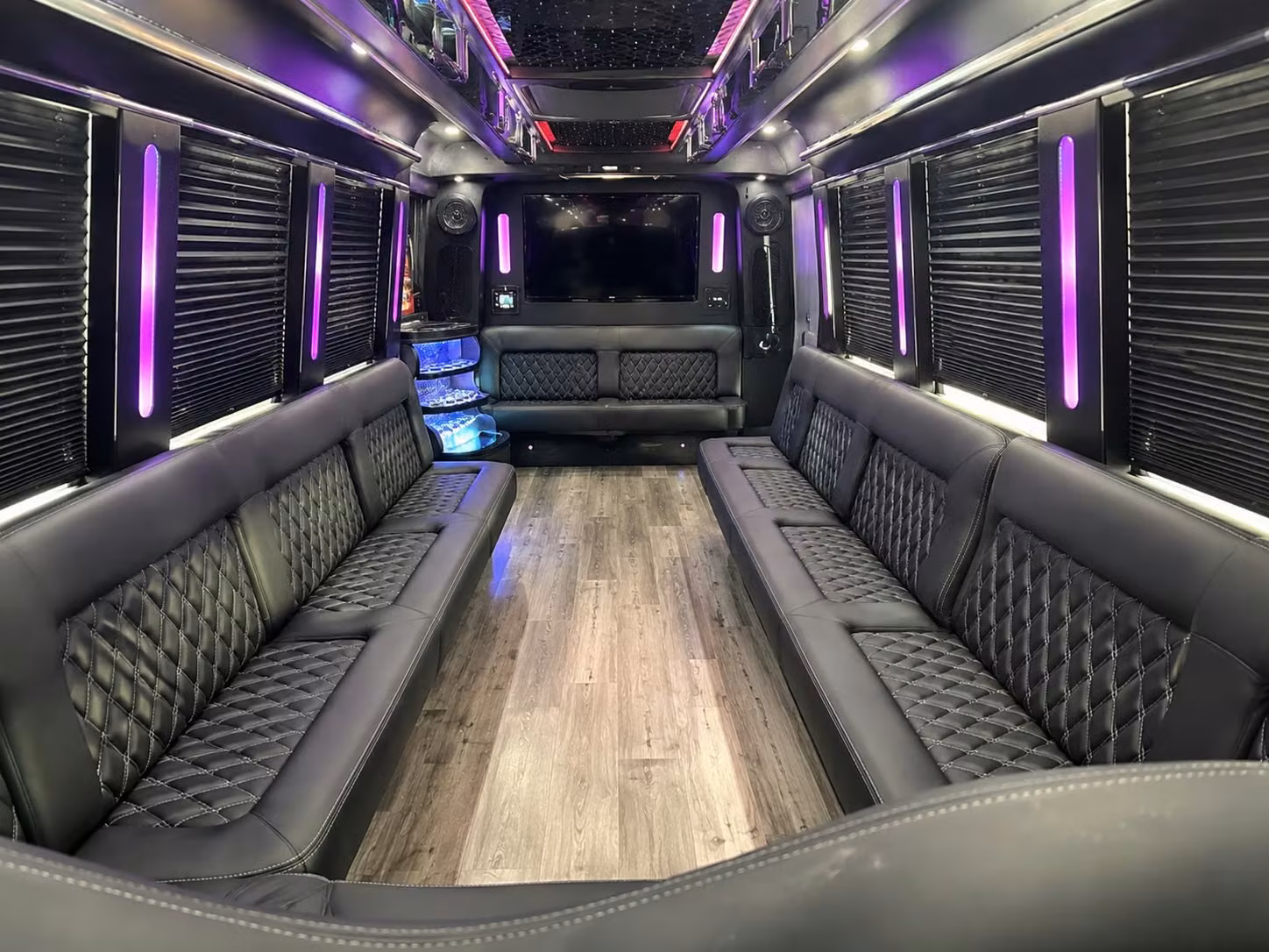 a party bus to sarasota s live music scene keeps the energy going all night long