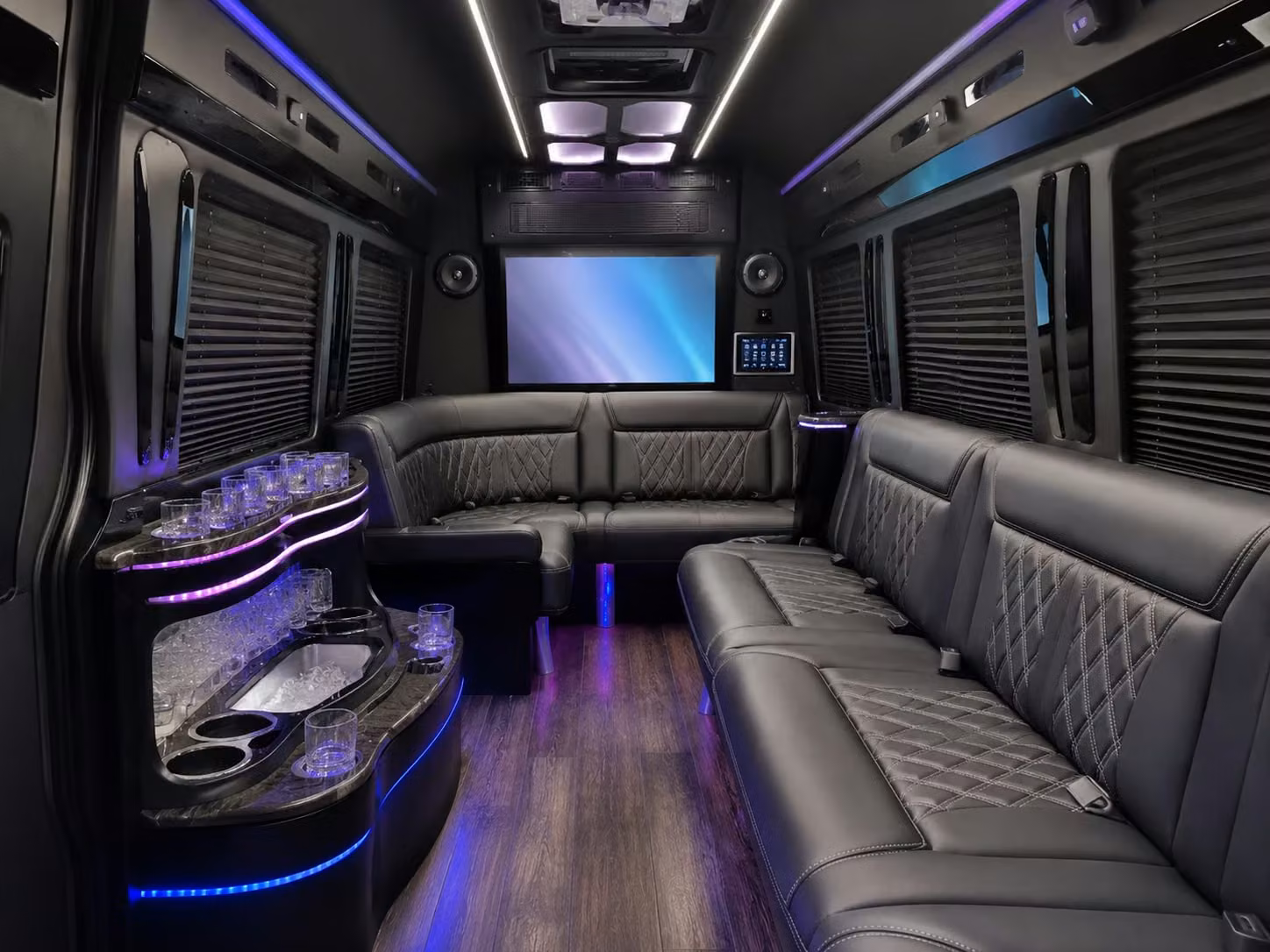 corporate event bus rentals in sarasota