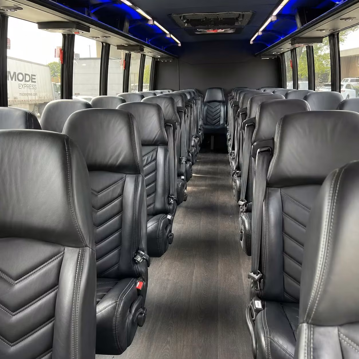 sarasota 25 passenger minibus rental