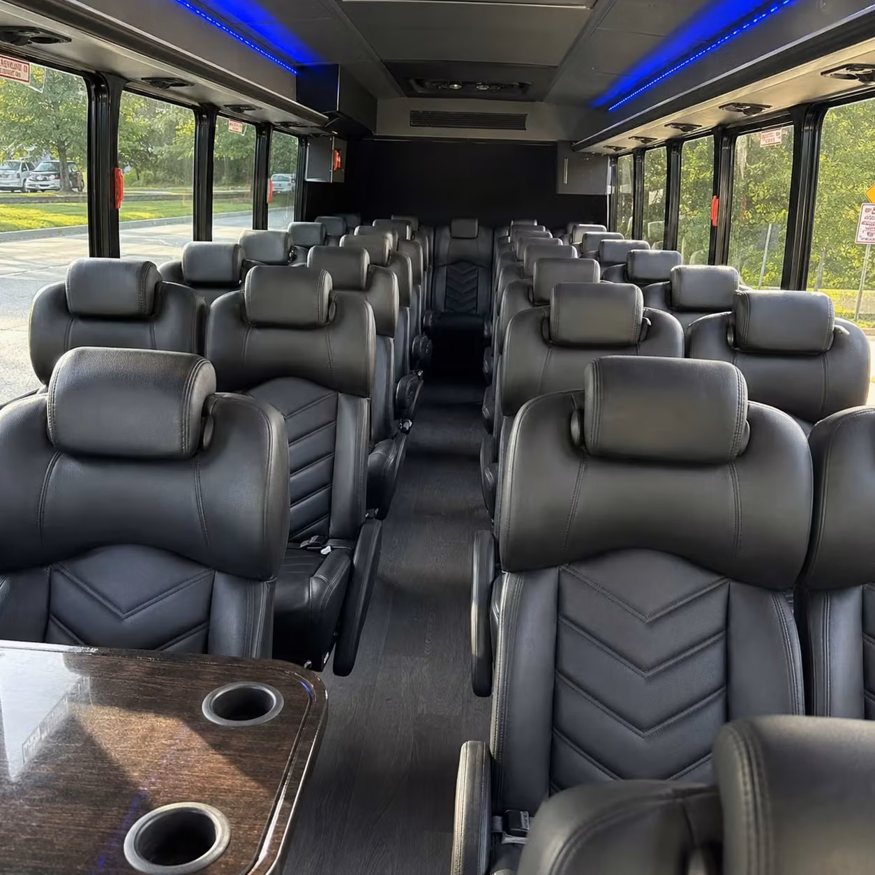 sarasota 30 passenger minibus rental