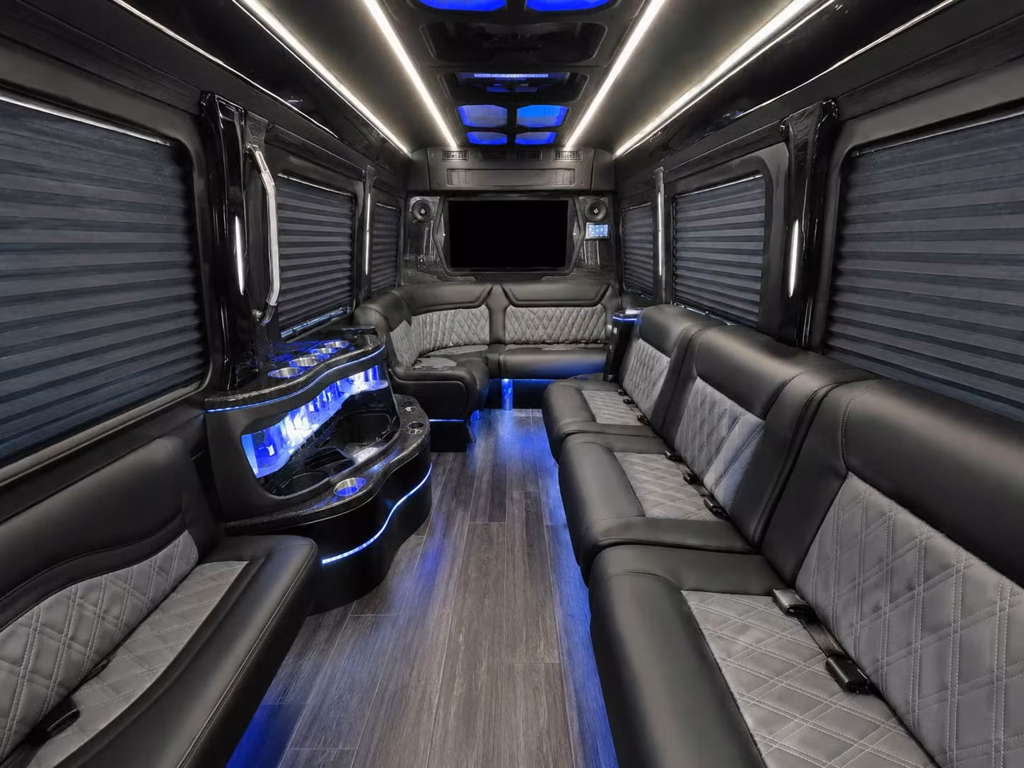 sarasota school field trip bus rentals that make the day easy for everyone
