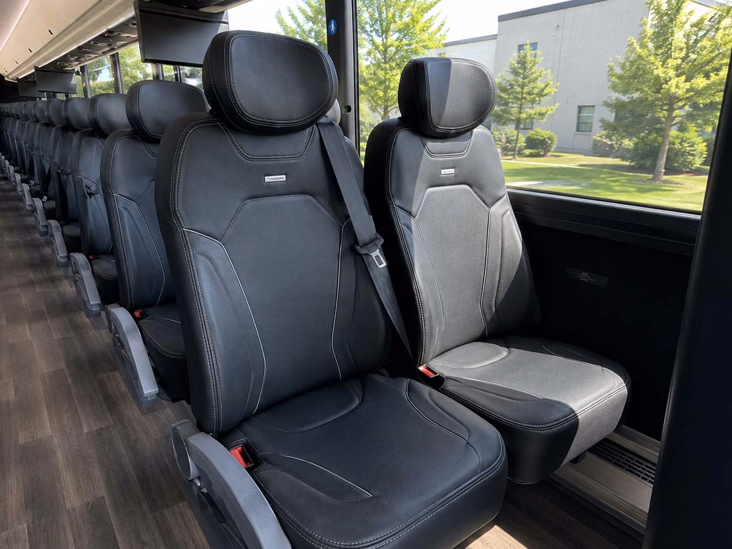 sarasota wedding guest shuttles between hotels and venues