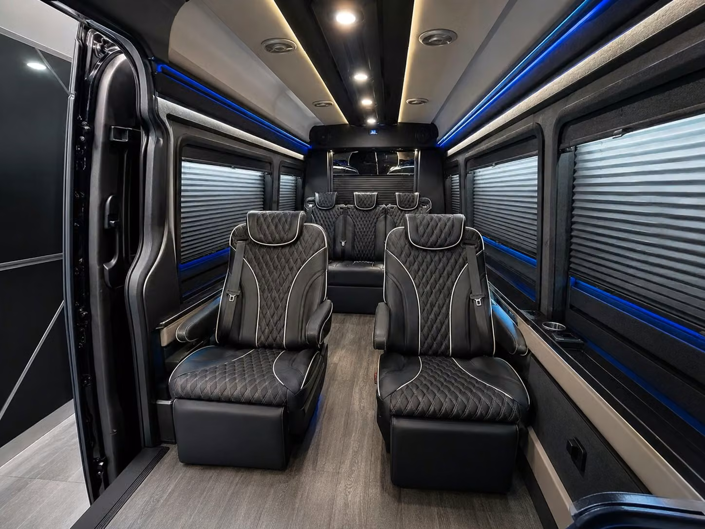 sarasotacharterbuscompany com is the go to for sarasota cruise group transfers between srq and port tampa bay